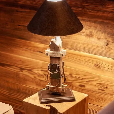 Chez   Adèle Apartment