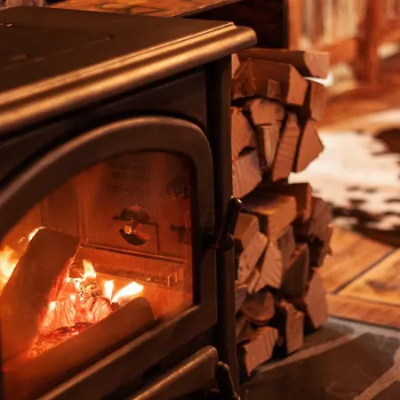 Apartment Chez « Adele » *